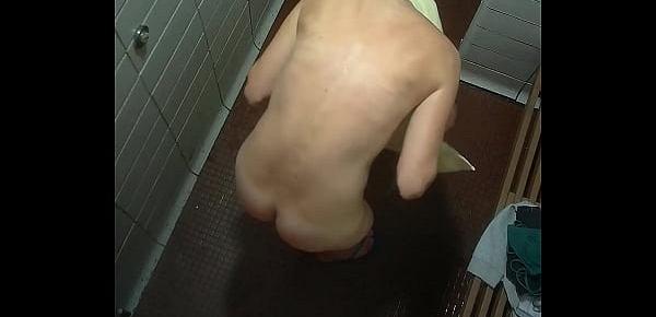  Hidden cam Pretty blonde shower nude pee